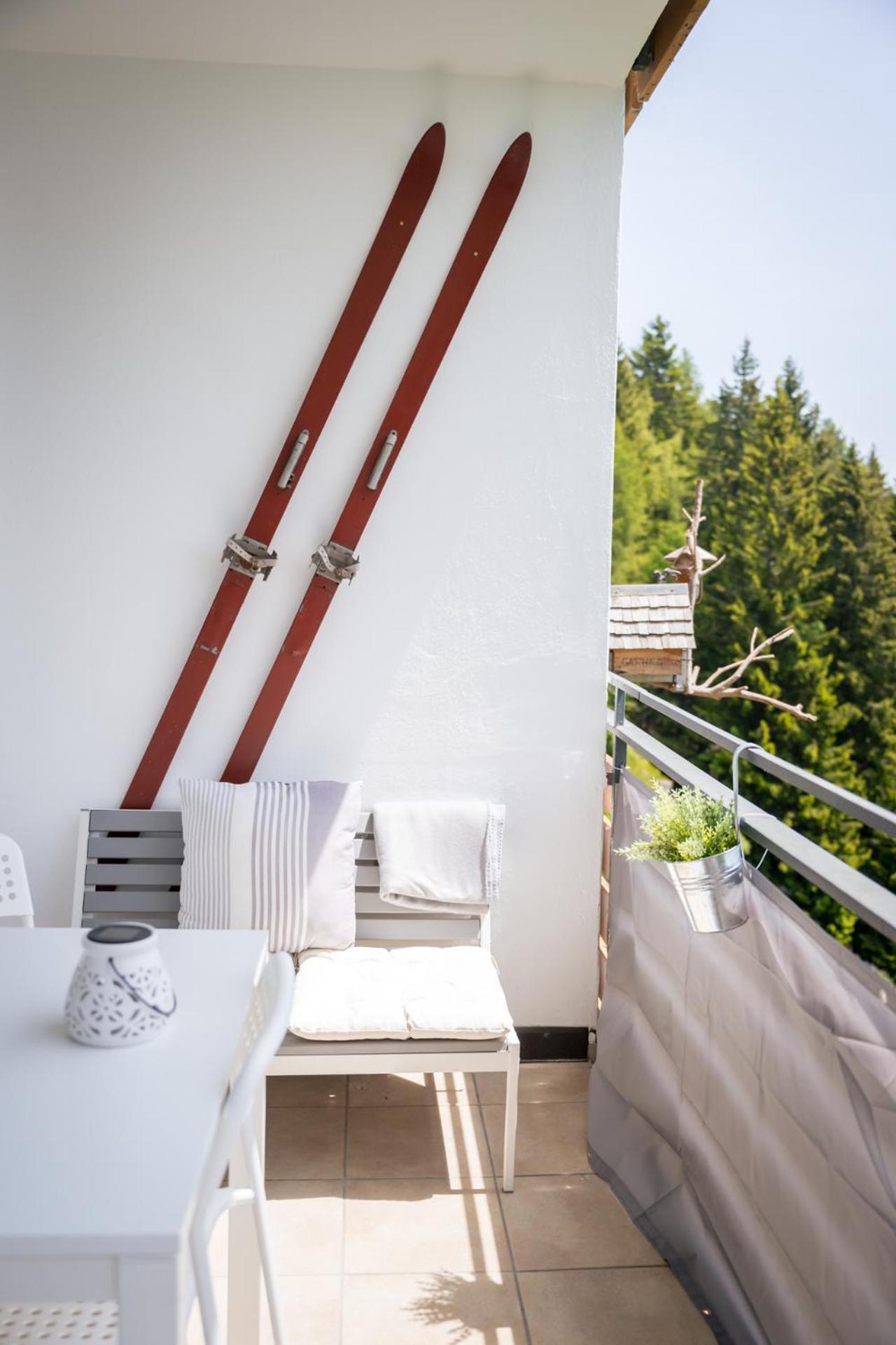 Mooki Mountain & Pool Gerlitzen Apartment Kanzelhohe 外观 照片